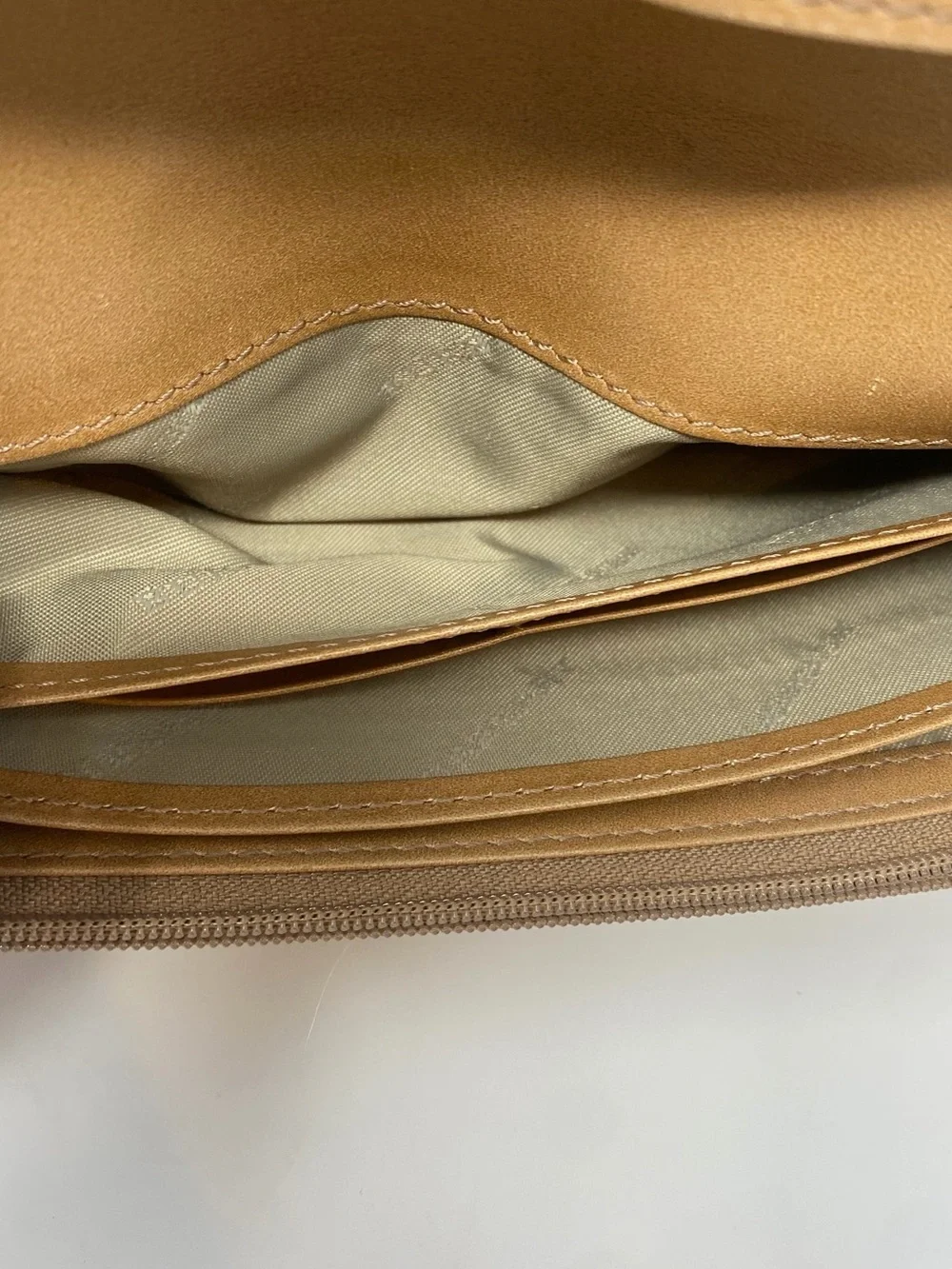 Burberry khaki tan